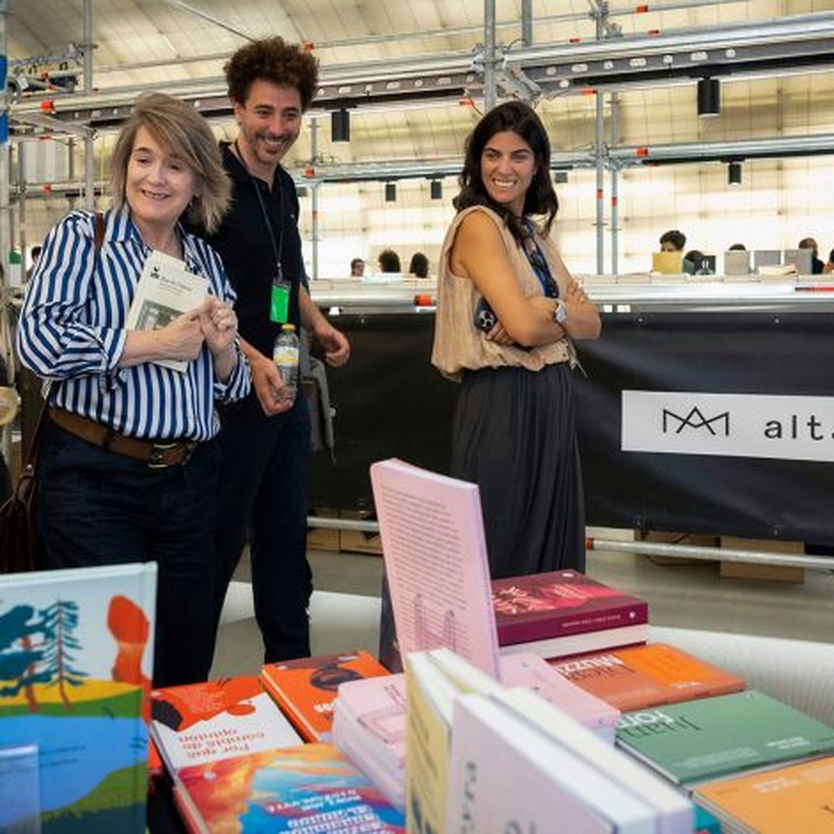 Madrid: Matadero inicia la temporada con el festival Back to the Book y la exposición de Carlos Aires
