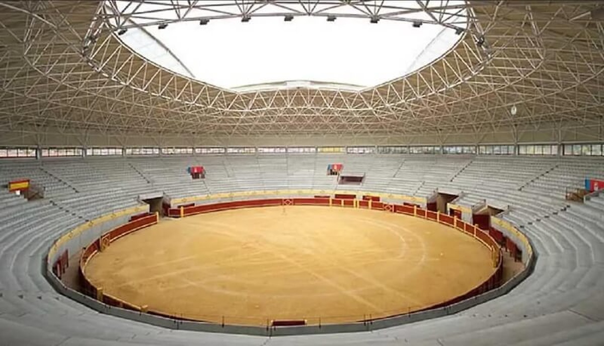Moralzarzal se enfrenta a un nuevo bloqueo en la reparación de la Plaza de Toros