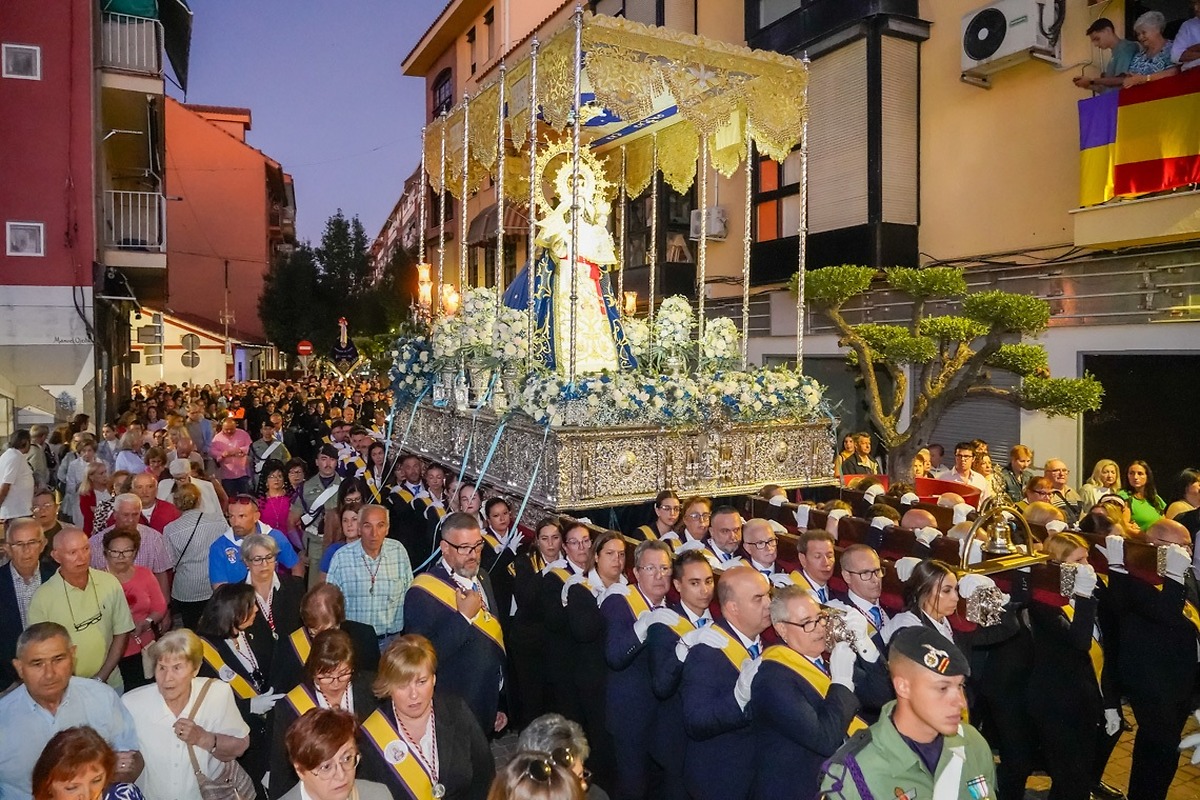 Torrejón de Ardoz despide sus Fiestas Patronales con Procesión y fuegos artificiales