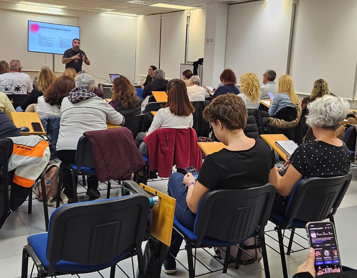 Fuenlabrada ofrece talleres formativos para asociaciones de la ciudad